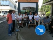 MÜCADELEYE DEVAM EDEN KENT GIDA İŞÇİLERİNİ ZİYARET ...